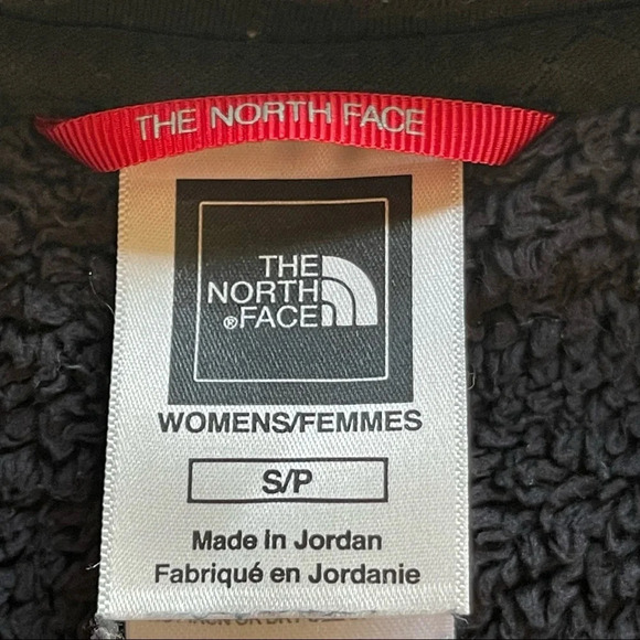 The North Face Fuzzy osito  Pull up Sweater Black Womens size Small - Picture 16 of 16